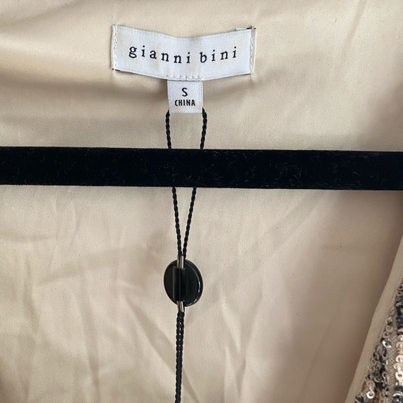 Leopard Print Wrap Dress - Picture 5 of 7